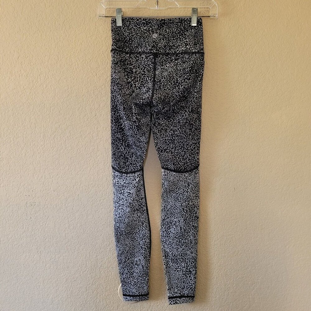 Lululemon Wunder Under High-Rise Tight Blocked Full-On Luxtreme 28" Sz 2 LW5CDDS - Picture 8 of 8